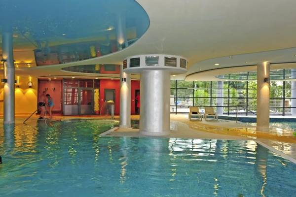 Innenbecken, Hotel Ikar Plaza