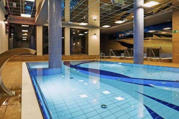 Innenbereich - Becken; Kurhaus Olymp 3 Innenbereich - Becken; Kurhaus Olymp 3